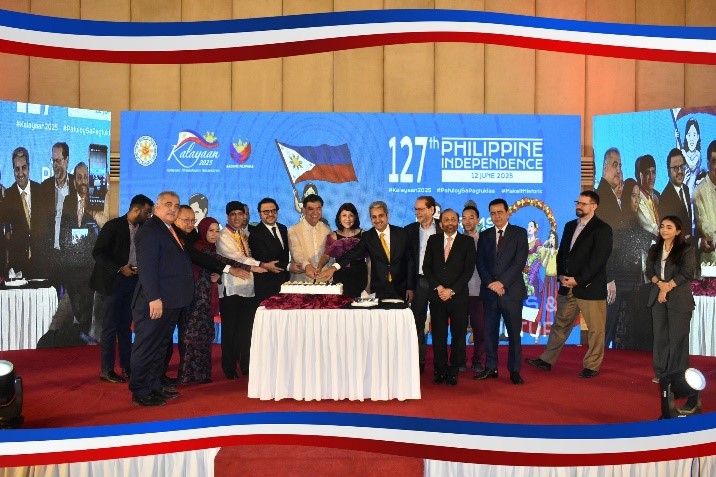 Celebrated 127th Philippine Independence in Karachi